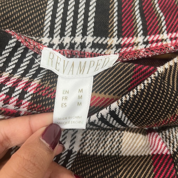 #52 🌺 5/$30 🌺 Burgundy Plaid legging pants - Picture 6 of 7